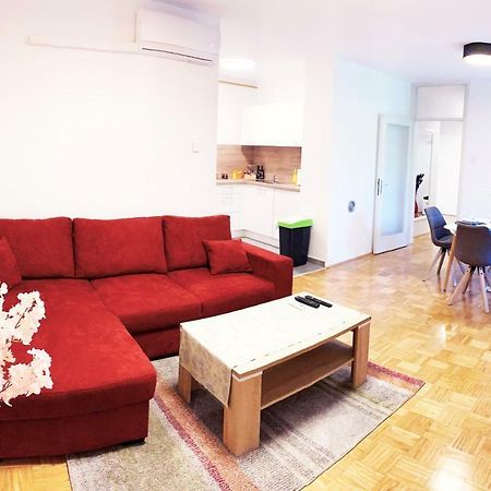 Central Bus Station Apartment Ζάγκρεμπ Εξωτερικό φωτογραφία